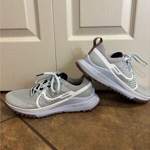Nike Pegasus Trail Sneakers